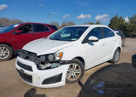 2015 Chevrolet Sonic Lt Auto z USA, uszkodzony, nr VIN 1G1JC5SH0F4218333